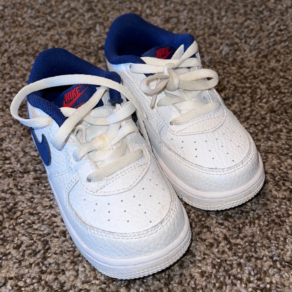 Nike Air Force 1